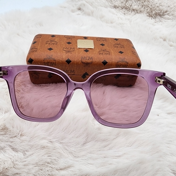 MCM authetic 52MM SIMPLE LOGO SUNGLASSES IN PURPLE new with tags - Picture 9 of 16